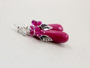chileart biżuteria autorska jadeit kropla liść srebro kolczyki krople różowe